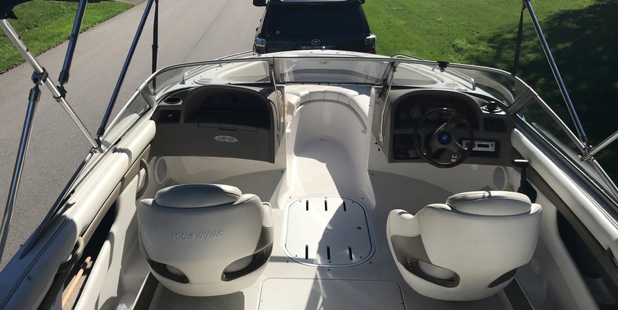 Four winns 200 horizon