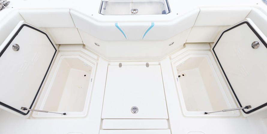 SeaVee 390