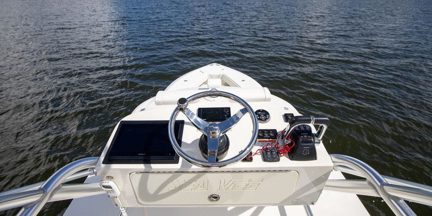 SeaVee 390