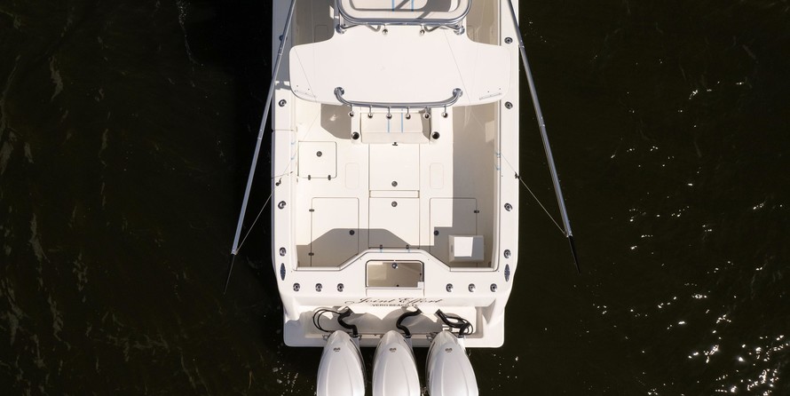 SeaVee 390