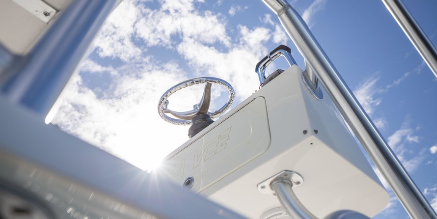 SeaVee 390