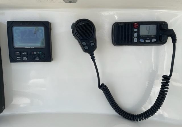 Boston Whaler 320 Outrage