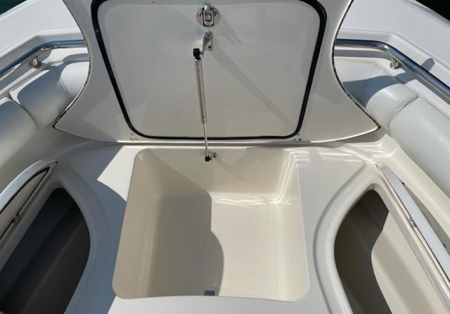 Boston Whaler 320 Outrage