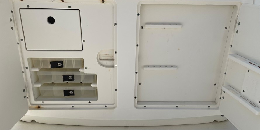 Boston Whaler 320 Outrage