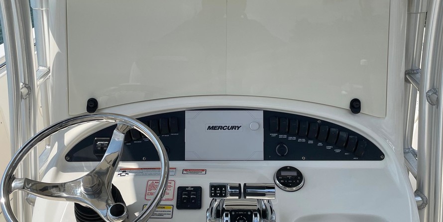 Boston Whaler 320 Outrage