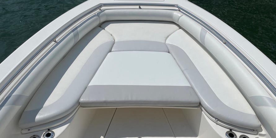 Boston Whaler 320 Outrage