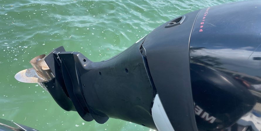 Boston Whaler 320 Outrage