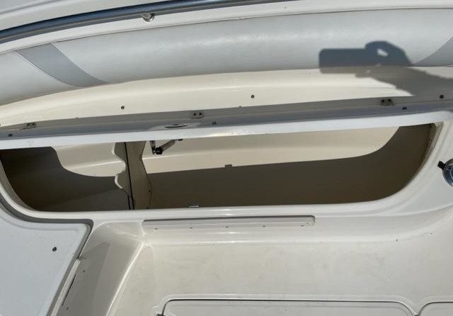 Boston Whaler 320 Outrage