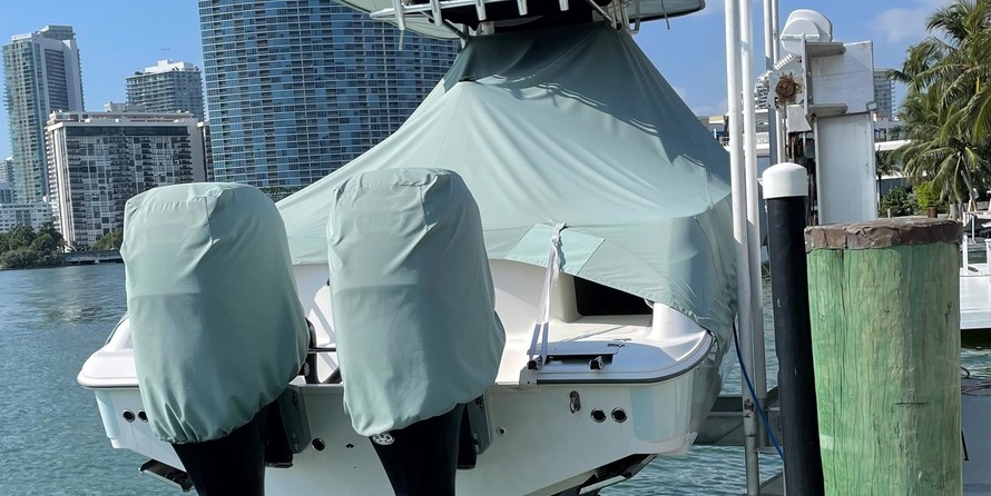 Boston Whaler 320 Outrage