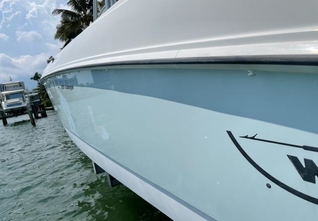 Boston Whaler 320 Outrage