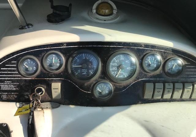 Sea Ray 240 Sundancer