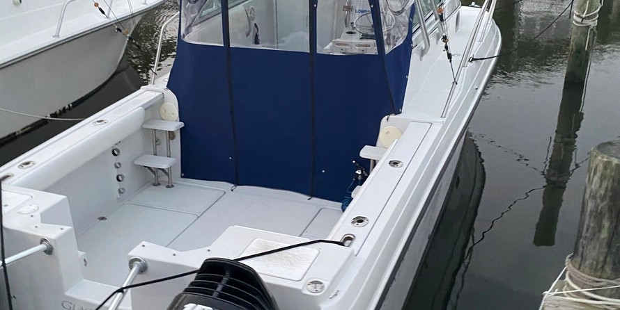 Glacier bay isle runner blue hull 2670