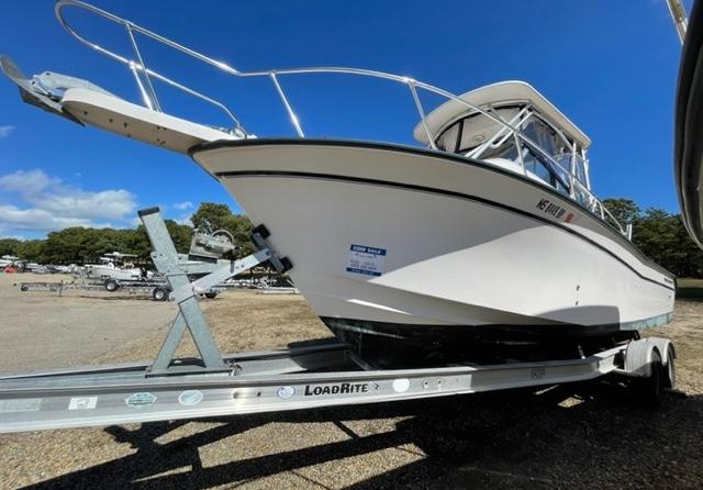 Grady white 270 islander