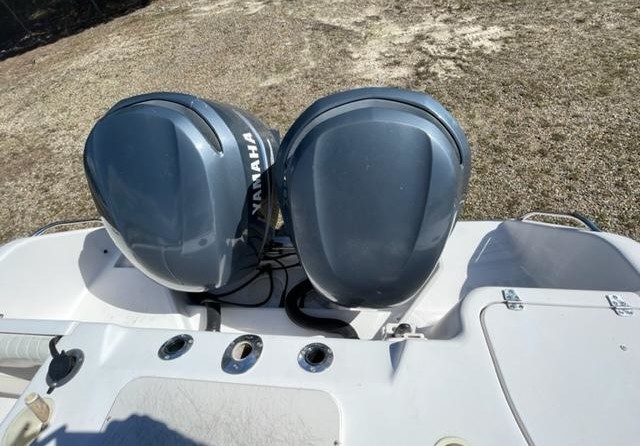 Grady white 270 islander