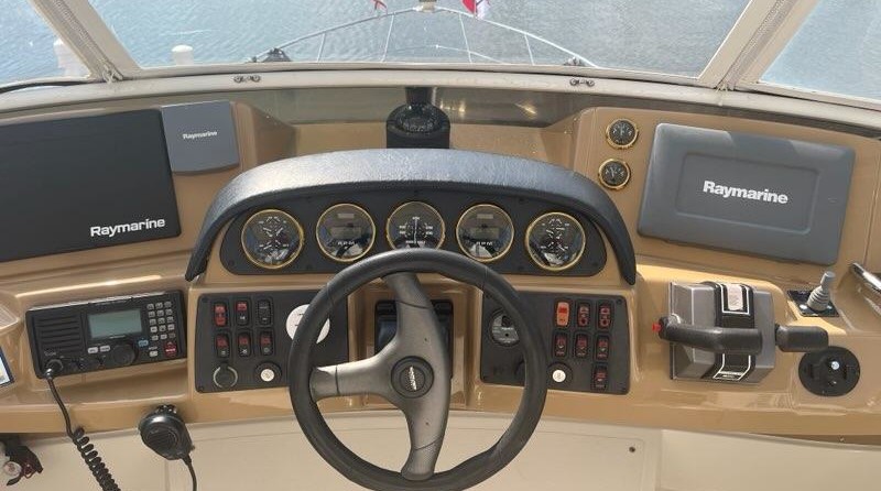 Carver 41 Cockpit Motor Yacht