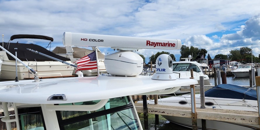 Boston Whaler 320 Outrage