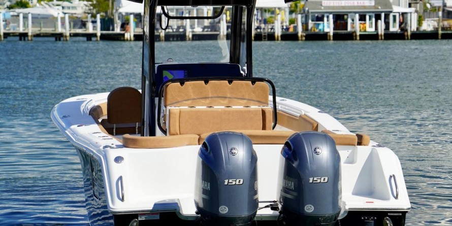 Sea Ray hunt ultra 211