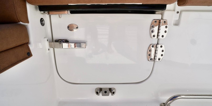 Sea Ray hunt ultra 211