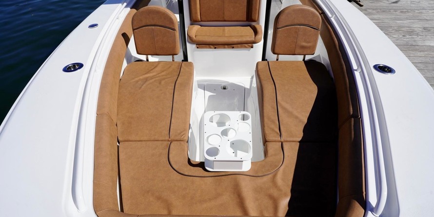 Sea Ray hunt ultra 211