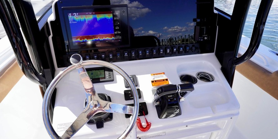 Sea Ray hunt ultra 211