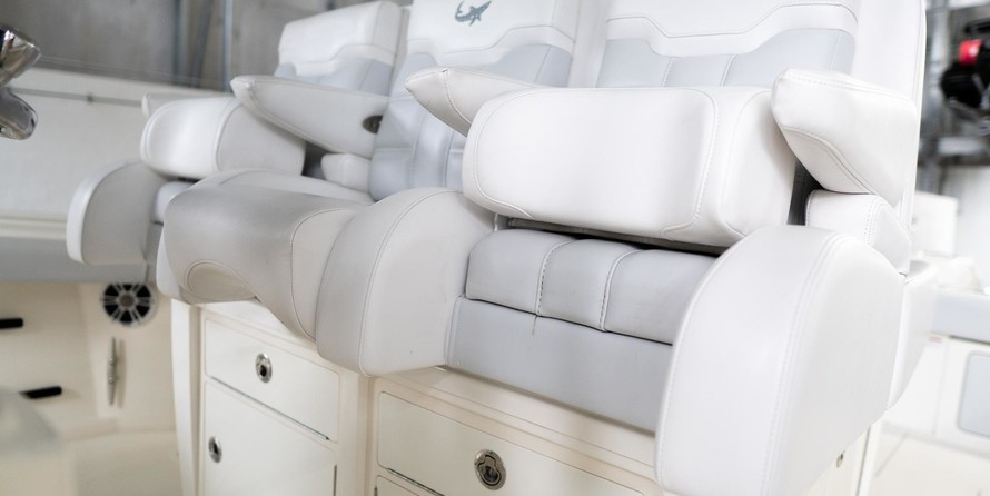 Mako 414 CC Bluewater Family Edition