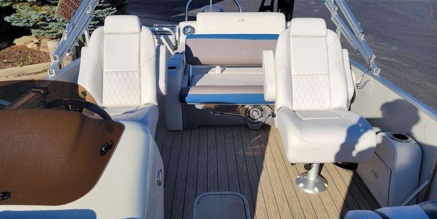 Avalon catalina 25 rf