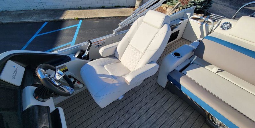 Avalon catalina 25 rf