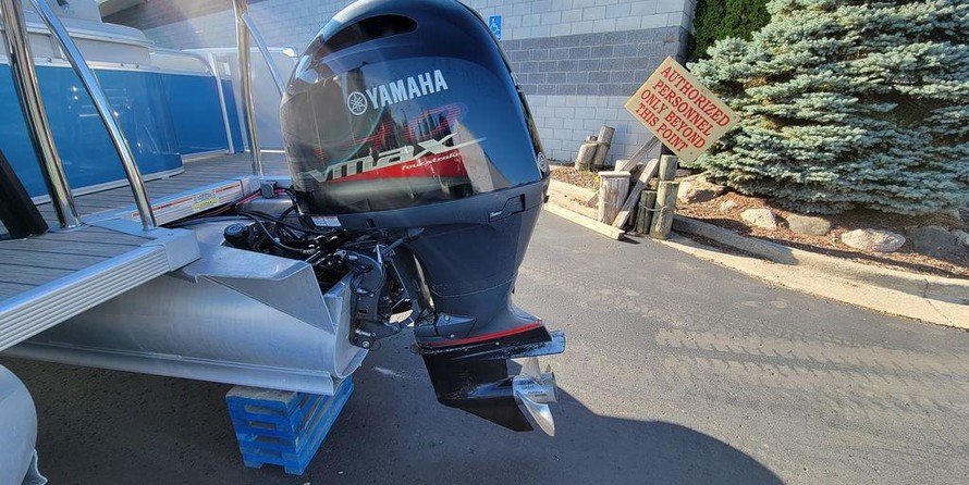 Avalon catalina 25 rf