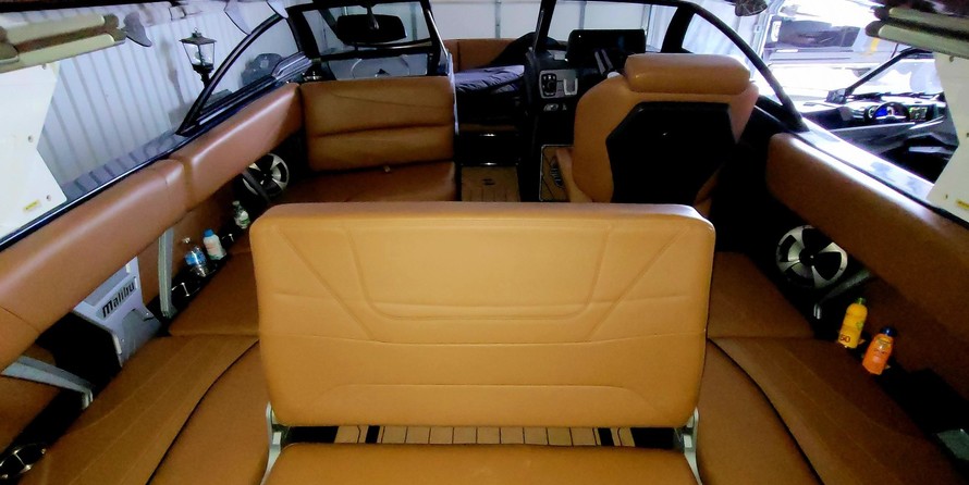 Malibu Wakesetter 24 MXZ