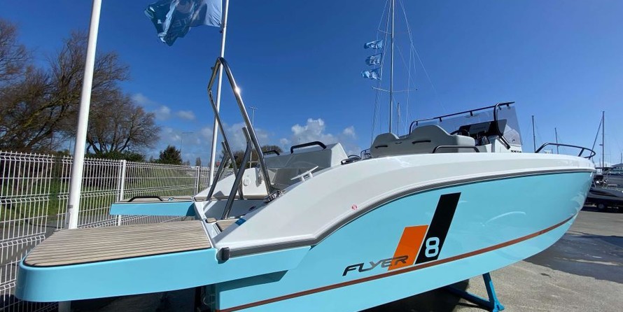 Beneteau Flyer 8.8 SPACEdeck