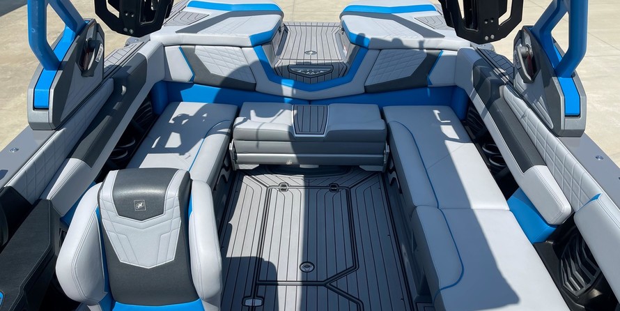 Super Air Nautique G23