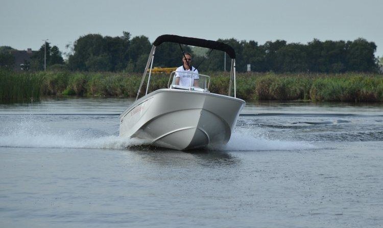 Boston Whaler 170 Montauk