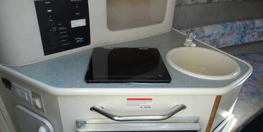 Sea Ray 240 Sundancer