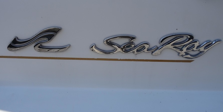 Sea Ray 240 Sundancer
