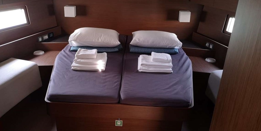 Ocean star 51.2 owners version