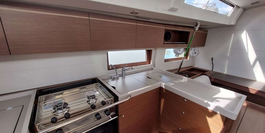 Ocean star 51.2 owners version