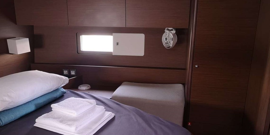 Ocean star 51.2 owners version