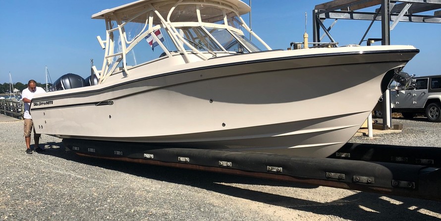 Grady-White Freedom 285