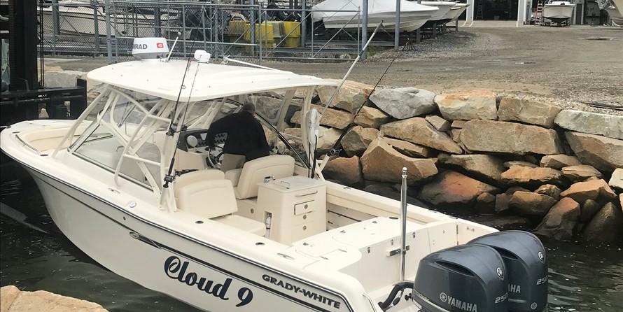 Grady-White Freedom 285