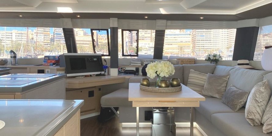 Fountaine Pajot Saba 50