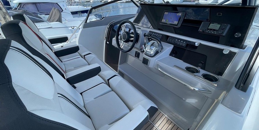 Jeanneau Cap Camarat 10.5 WA