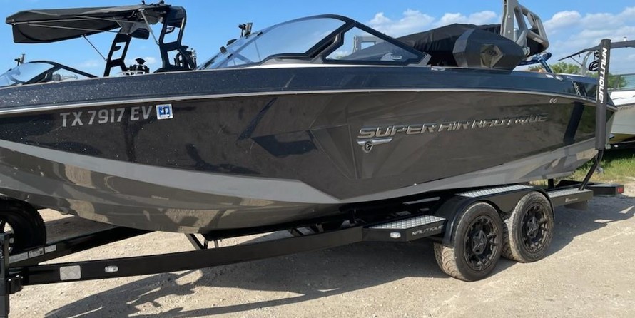 Super Air Nautique G23