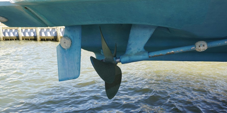 Hatteras 32 Flybridge Fisherman