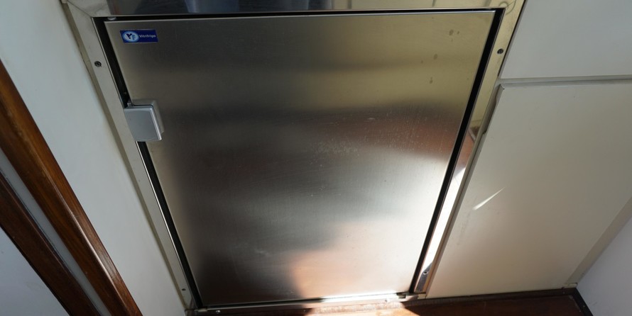 Hatteras 32 Flybridge Fisherman