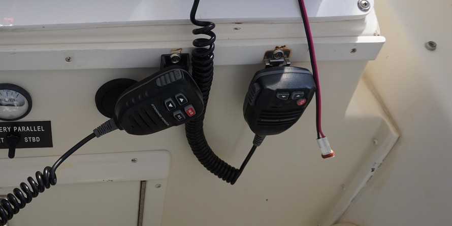 Hatteras 32 Flybridge Fisherman