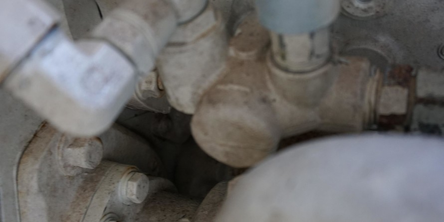 Hatteras 32 Flybridge Fisherman