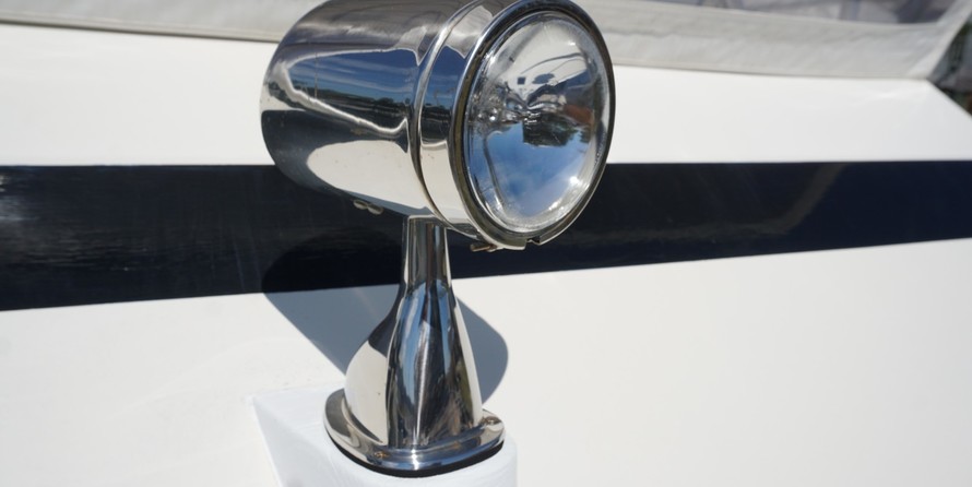 Hatteras 32 Flybridge Fisherman