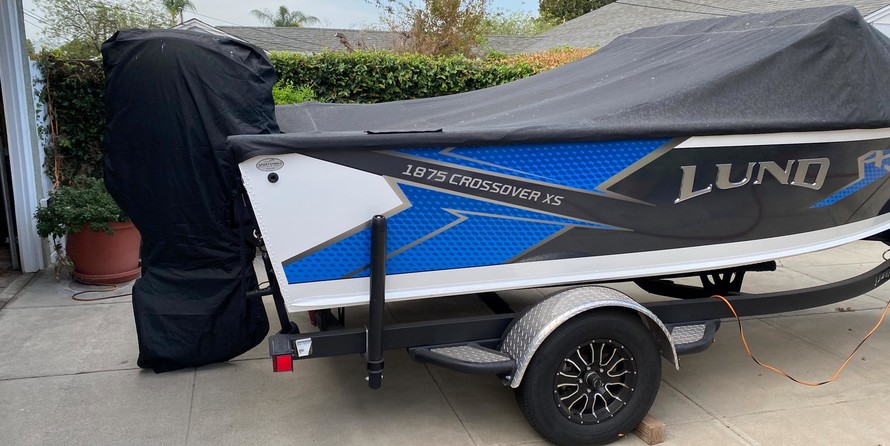 Lund Boats 1875 Crossover XS