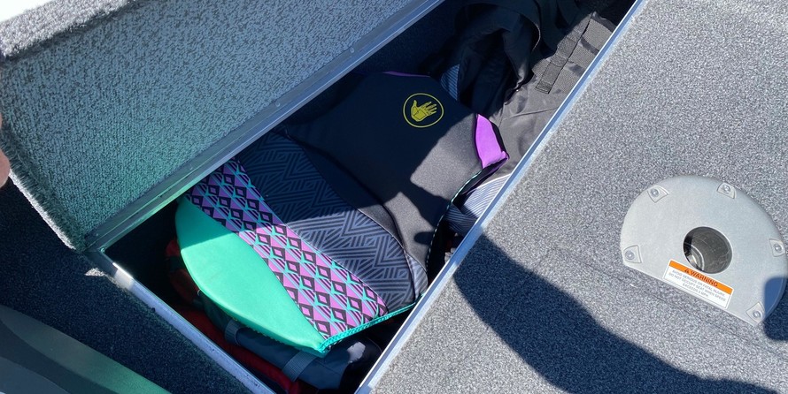 Lund Boats 1875 Crossover XS