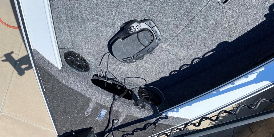 Lund Boats 1875 Crossover XS